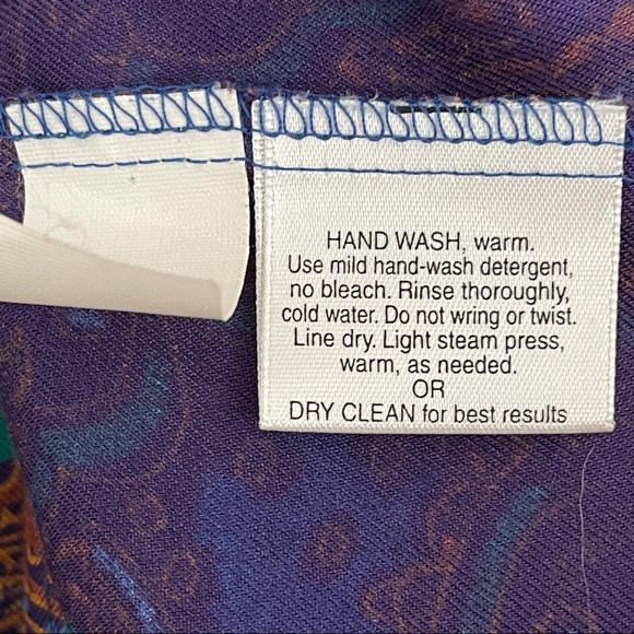 Vintage Sophisticates by Pendleton Abstract Blouse - Picture 8 of 8